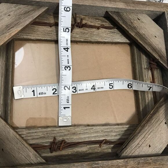 Rustic Barnwood Photo Picture Frame Barbwire country western - Picture 5 of 7